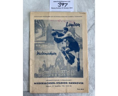 1954 N/W Germany v London Football Programme: Dated 29 9 1954 and billed as Niedersachsen v London in Hannover. Some great pl