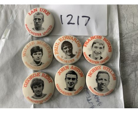 1960s Manchester United Football Button Badges: Original old pin badges of players. Includes Best Aston Stiles Burns Morgan U