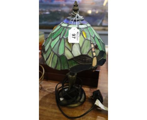 Modern Tiffany style small table lamp and leaded glass shade. (B.P. 24% incl. VAT)