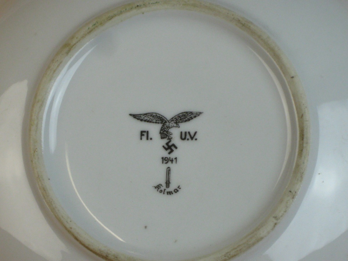 WW2 GERMAN ARMY LARGE DINNER PLATE 1941. A large size, 12 inch diameter