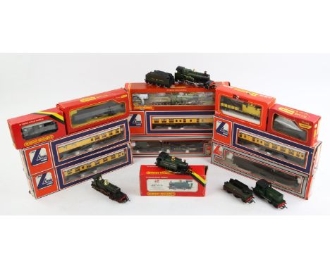 A quantity of OO gauge locomotives (6), wagons, rolling stock and accessories, including ; Hornby R.392 GWR County Class Loco
