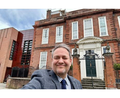 Join Bargain Hunt expert Nick Hall on a tour of Pallant House Gallery in Chichester, which houses one of the best collections