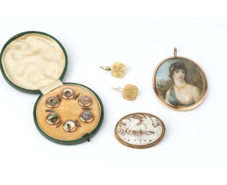 A COLLECTION OF JEWELLERY, comprising an oval shell cameo brooch, 9ct gold mounted, a 19th century portrait miniature pendant