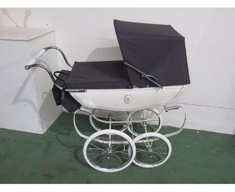 A Silver Cross dolls pram with canopy, 'Classic Pooh' model 