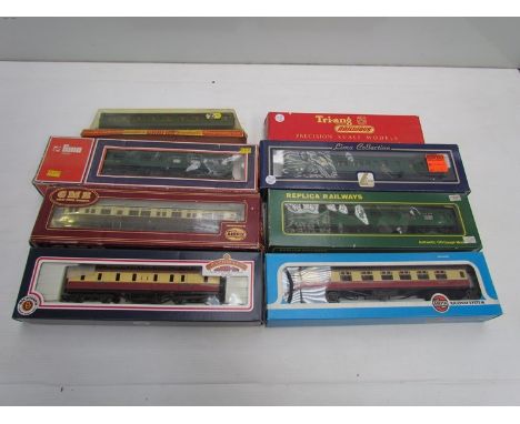 Eight assorted boxed coaches including Lima and Bachmann