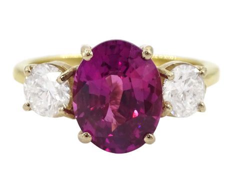 18ct gold three stone oval cut pink sapphire and round brilliant cut diamond ring, hallmarked, sapphire approx 3.00 carat, to