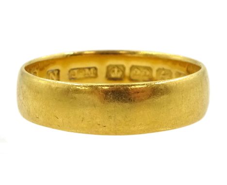 Edwardian 22ct gold wedding band, Birmingham 1910 Condition Report:Approx 4.1gm, size M-N, band depth = 4.7mm