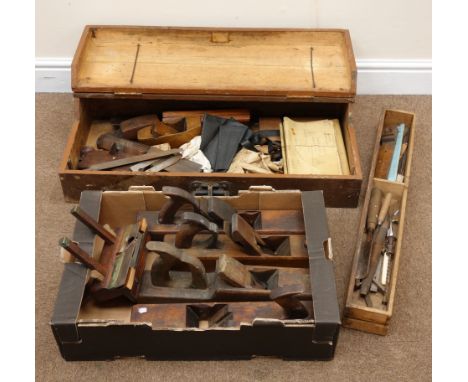 Vintage carpenters pine tool box (W79cm, H18cm, D38cm) and a collection of vintage hand planes and other tools Condition Repo