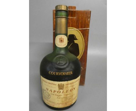 1 bottle Courvoisier Napoleon cognac, 70° proof, 24 fl. oz, boxed (Est. plus 24% premium inc. VAT)Condition Report: Foil broa