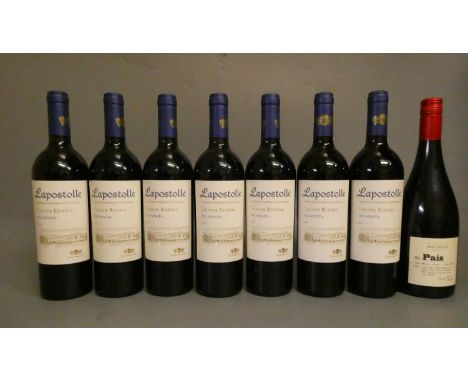 8 bottles of Chilean red wine, comprising 7 Lapostolle, 2019, Domaines Bournet-Lapostolle, and 1 2019 Pais (Est. plus 24% pre