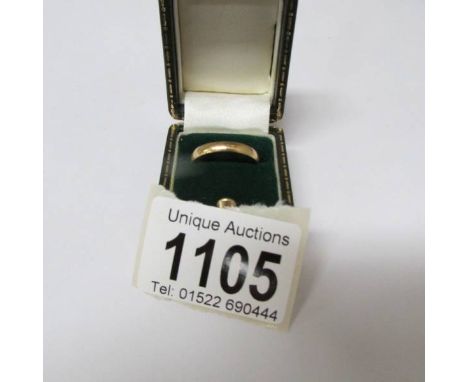 A 9ct gold wedding ring, size M half, 3.2 grams.