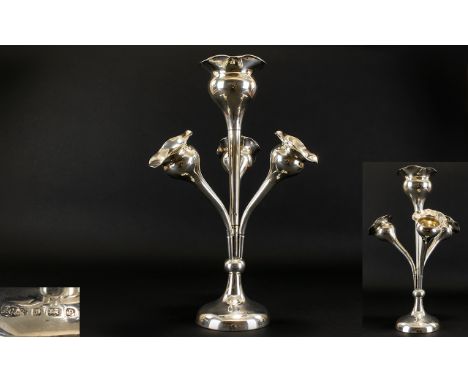 Art Nouveau - Superb Quality Tulip Shaped Solid Silver Epergne of Excellent Proportions and Form. Hallmark Birmingham 1914, M