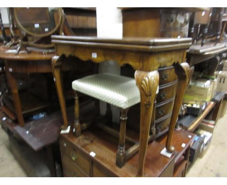 Mid 20th Century figured walnut rectangular fold-over card table on shell carved cabriole supports, 33ins wide, together with