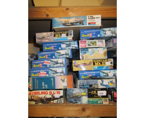 Fifteen various boxed scale models of aircraft including Revell and Hasegawa 