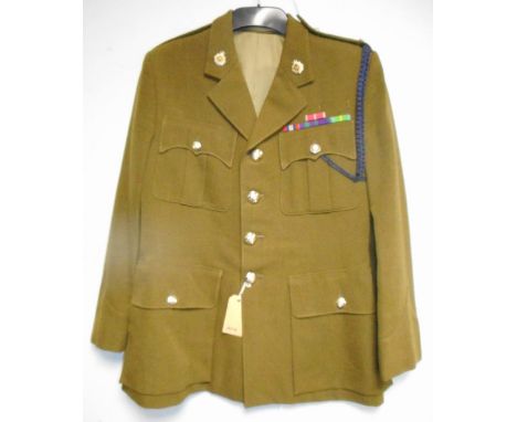 British Army dress uniform khaki green jacket with Staybrite star and crown buttons by Buttons Ltd of Birmingham, ERII gilt a