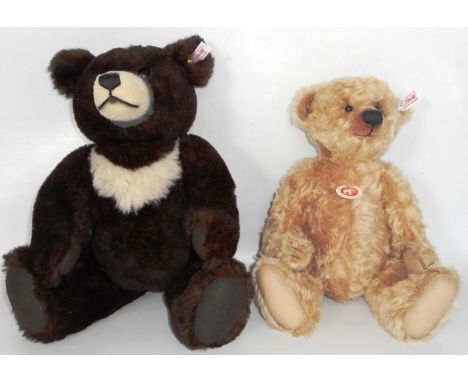 Steiff Bear. (2) 036224 teddy 35, light beige, Jonas.; 662423 teddy 40, dark brown, Moon Ted. Both boxed as new. 