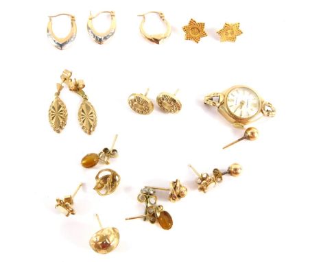 A group of 9ct gold and other jewellery and effects, a 9ct gold Regency watch head, a pair of 9ct opal stud earrings, 9ct gol