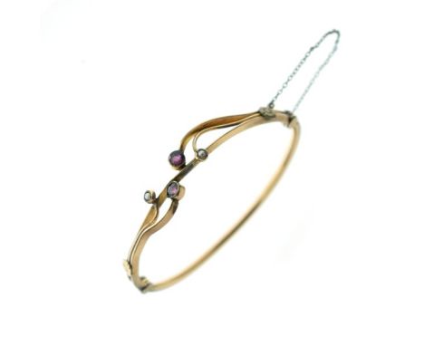 Snap bangle set amethyst coloured stones and seed pearls   Condition: 