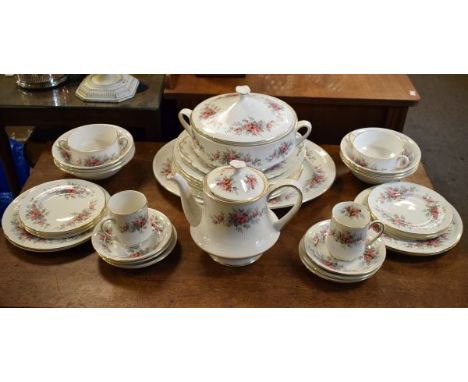 Royal Standard rambling Rose pattern part dinner and tea service   Condition: 