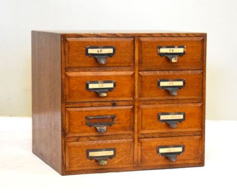 Vintage oak card index filing cabinet, fitted eight drawers   Condition: 