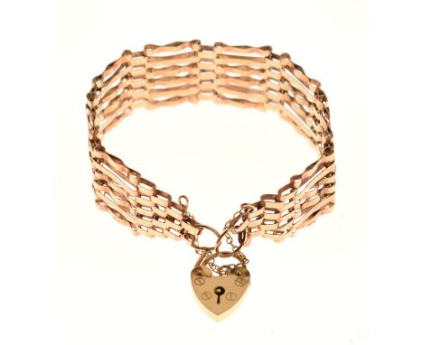 9ct gold gate link bracelet   Condition: 