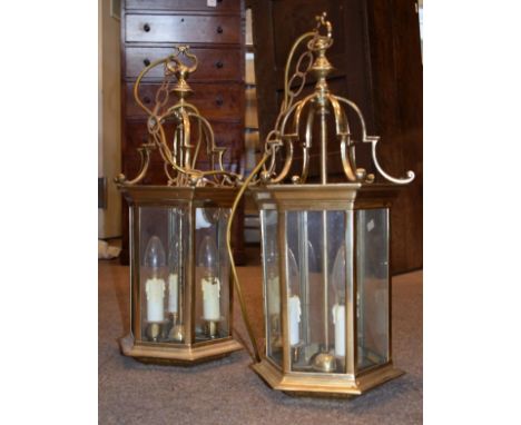 Pair of good quality modern hexagonal lantern design ceiling light fittings   Condition: 