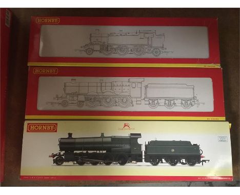 Hornby Model Trains R209 GWR 262T, R2389 GWR 4-6-0, R2916 GWR 2-8-0