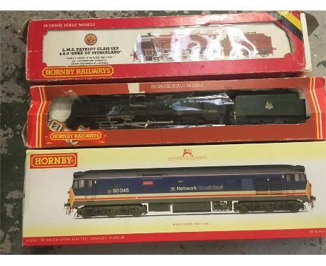 Hornby Model trains BR Coronation Class Duchess Atholl, LMS-Pat 5XP 9Elec), R2350 BR Coco (Elec)