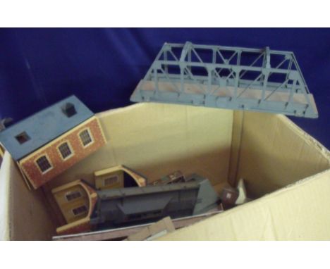 Selection of OO gauge buildings and a small selection of accessories including bridges, engine sheds, buffer stops etc. 