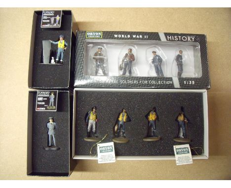 Boxed Corgi Forward March Leaders Bomber Harris 1942 CC5953, a similar boxed Heros Sailor Malan 1940 CC59146, a boxed Oryon W