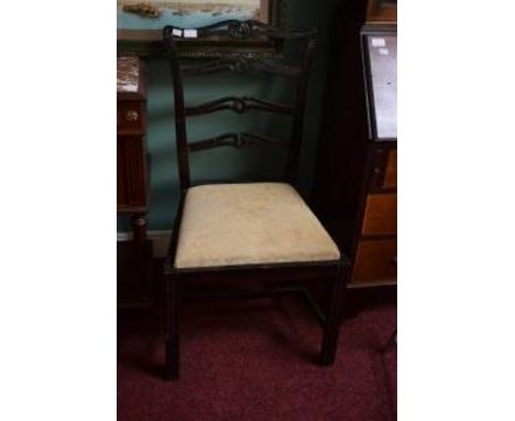 A MODERN GEORGIAN STYLE PIERCED LADDER BACK DINING CHAIR, with drop in seat, on square fluted chamfered legs. (1) 