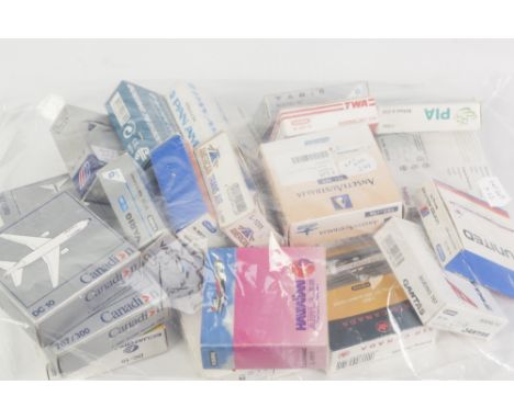 TWENTY TWO SCHABAK 1:600 SCALE MINT AND BOXED DIE CAST MODELS OF PASSENGER AIRCRAFT, VARIOUS, boxes mainly good (22)