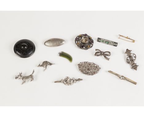 EARLY TWENTIETH CENTURU SIVER DRAMA MASK BAR BROOCH, 925 mark, a FAN SHAPED FLORAL PATTERN 925 MARK SILVER BROOCH, four of th