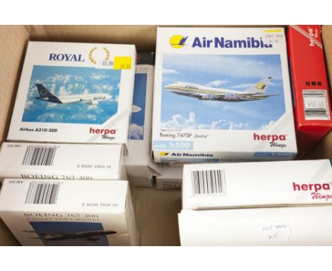ELEVEN HERPA WINGS 1:500 SCALE MINT AND BOXED DIE CAST MODELS OF PASSENGER AIRCRAFT to include Air Canada Boeing 747 - 400 an