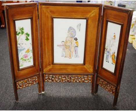 Good Chinese painted ceramic inset wood screen tri-fold wooden screen with 3 inset painted ceramic tiles, each tile with hand