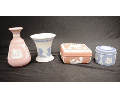 Group four Wedgwood decorative pieces including: blue jasper lidded casket; a white ceramic posy vase; and a jasperware squar