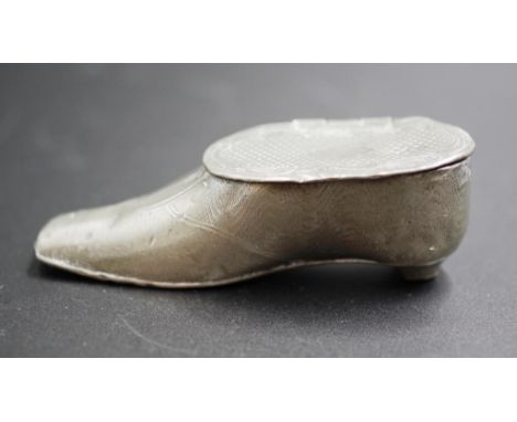19th century Pewter shoe shaped snuff box length approx 8cm
