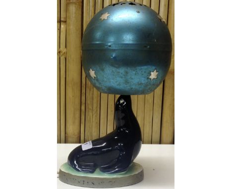 CARLTON WARE GUINNESS SEAL LAMP WITH ORIGINAL REVOLVING SHADE  37CM 