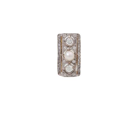 Art Déco Anhänger mit Perle und Diamanten, 2x Übergangsschliff zus. ca. 0,6 ct, ca. LGW-GW (I-L)/SI1, weitere Altschliff zus.