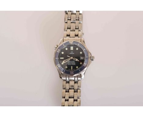 OMEGA, A SEAMASTER PROFESSIONAL CHRONOMETER WRISTWATCH, with centre sweep seconds and date calendar at "3", blue wave effect 