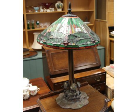 Large Tiffany style table lamp with dragonfly decorated shade