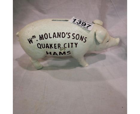 Cast iron Quaker City pig moneybox. UK P&amp;P Group 1 (£16+VAT for the first lot and £2+VAT for subsequent lots) 