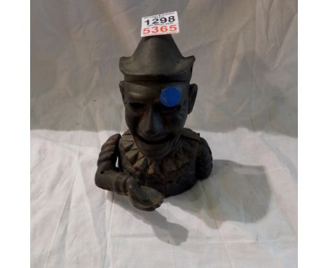 Cast iron joker moneybox. UK P&amp;P Group 2 (£20+VAT for the first lot and £4+VAT for subsequent lots) 