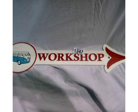 Cast iron VW Workshop arrow. UK P&amp;P Group 2 (£20+VAT for the first lot and £4+VAT for subsequent lots) 