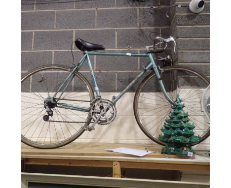 Vintage Peugeot mens racing bike. Not available for in-house P&amp;P 