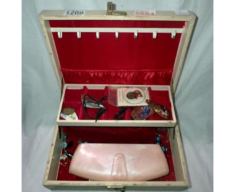 Jewellery box of costume jewellery. UK P&amp;P Group 1 (£16+VAT for the first lot and £2+VAT for subsequent lots) 