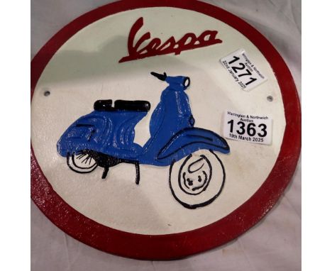 Cast iron Vespa oval plaque, H: 25 cm. UK P&amp;P Group 1 (£16+VAT for the first lot and £2+VAT for subsequent lots)