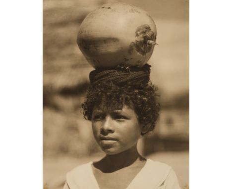 NO RESERVE Brehme (Hugo) (1882-1954) Muchacha de Acapulco, c.1940. Gelatin silver print, circa 1940, mounted onto wove suppor