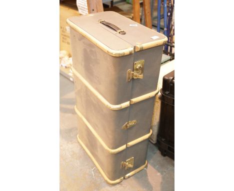 Large wood bound vintage type travel trunk. This lot is not available for in-house P&amp;P 