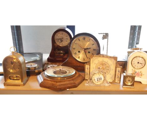 Quantity of vintage clocks and a barometer. This lot is not available for in-house P&amp;P. 